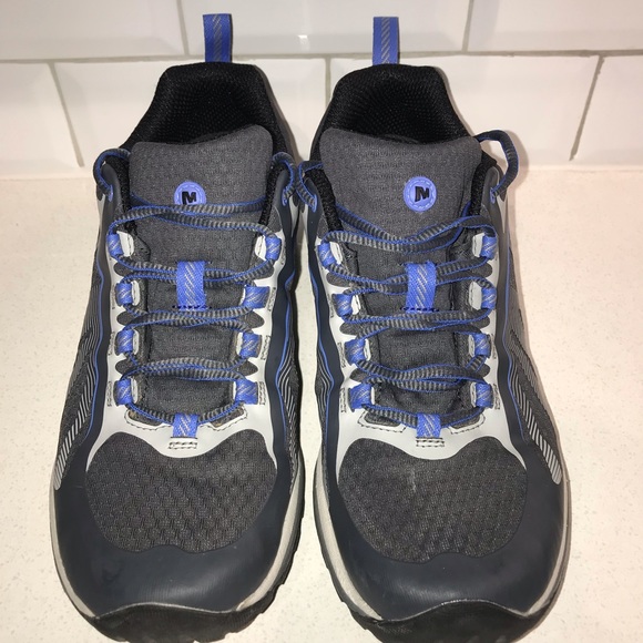 Merrell women’s trail shoes size 8.5 - Picture 5 of 6